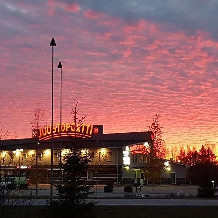 Hotelli Kaersaemaeki Exteriér fotografie